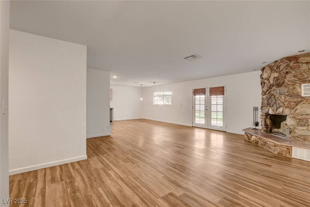 Las Vegas, NV 89103,4430 Eureka CIR
