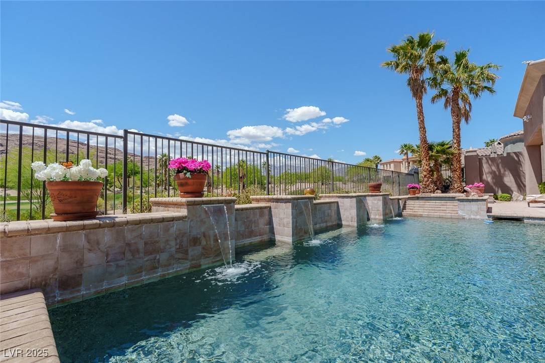 Las Vegas, NV 89135,2539 Turtle Head Peak DR