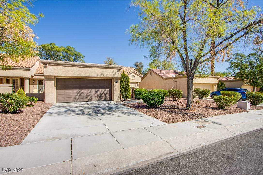 Las Vegas, NV 89134,8832 Villa Ridge DR