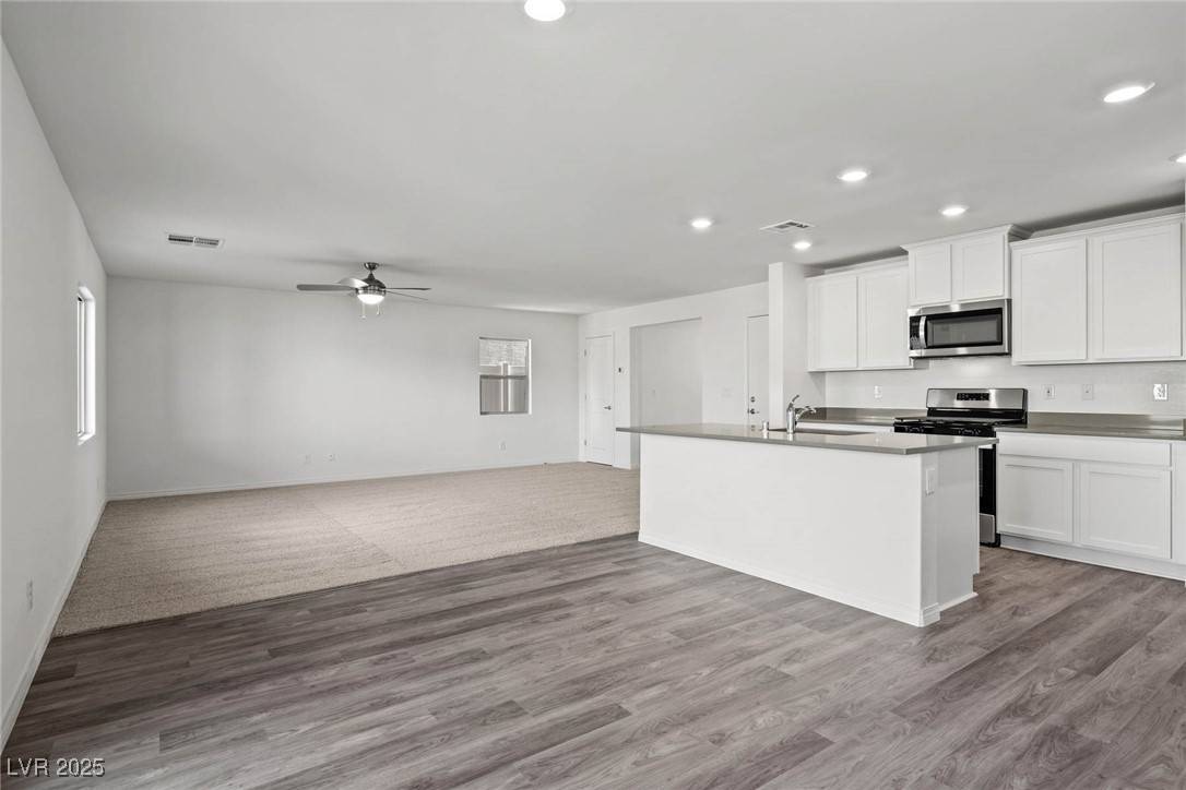 North Las Vegas, NV 89032,1720 Sandia Rock AVE