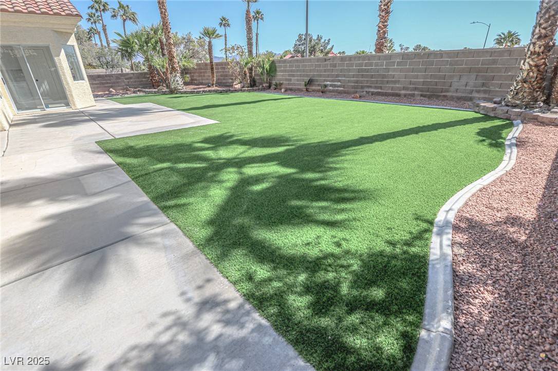 Las Vegas, NV 89130,4416 Inez DR
