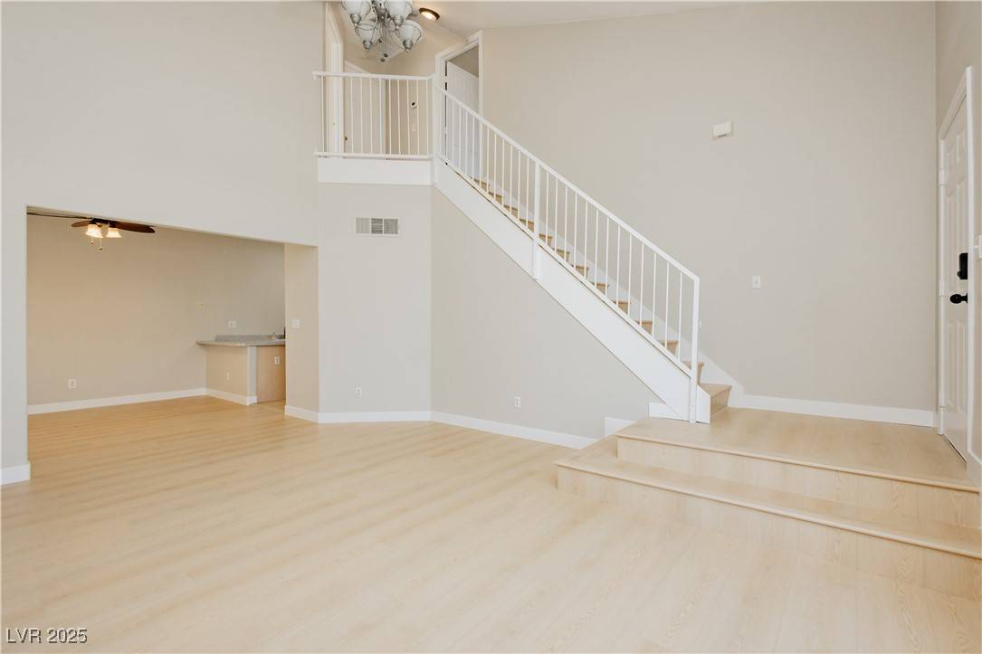 Henderson, NV 89014,1617 Cave Spring DR