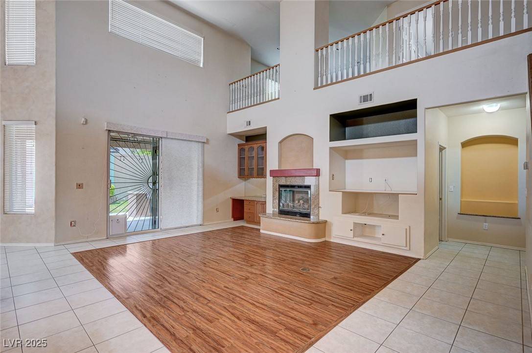 Las Vegas, NV 89149,5405 Ireland ST