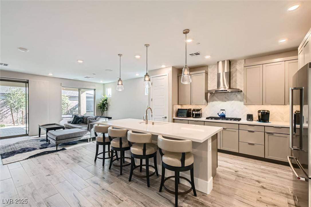 Las Vegas, NV 89143,10042 Cardinal Knoll AVE