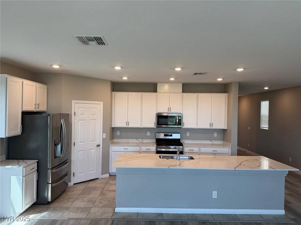 Las Vegas, NV 89117,3452 Jade Flower ST