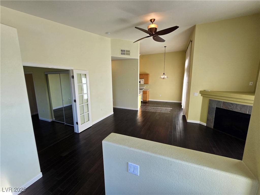 Henderson, NV 89052,2305 W Horizon Ridge Pkwy #523