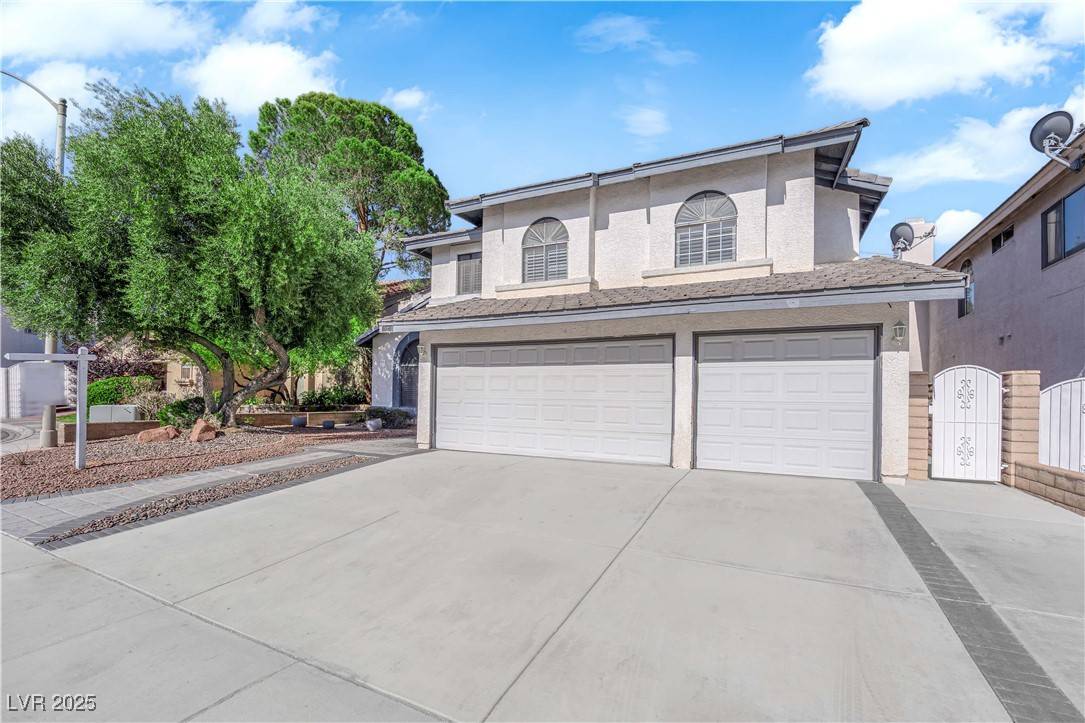Las Vegas, NV 89117,2808 Deep Water CIR