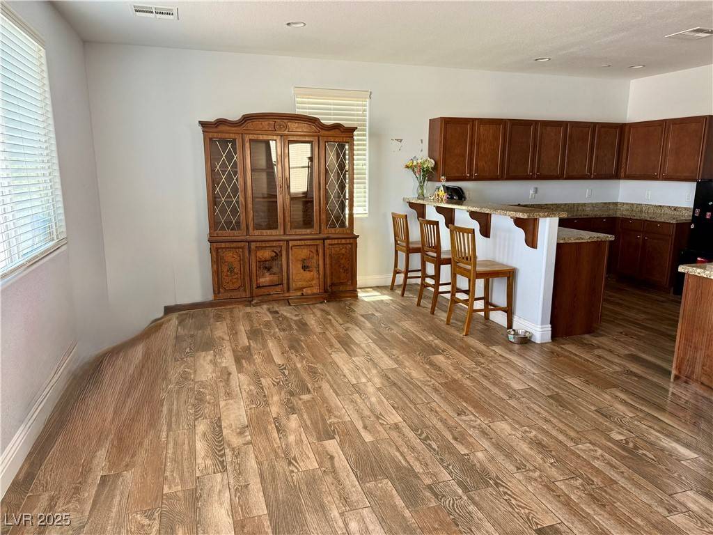 Henderson, NV 89011,948 Crescent Falls ST