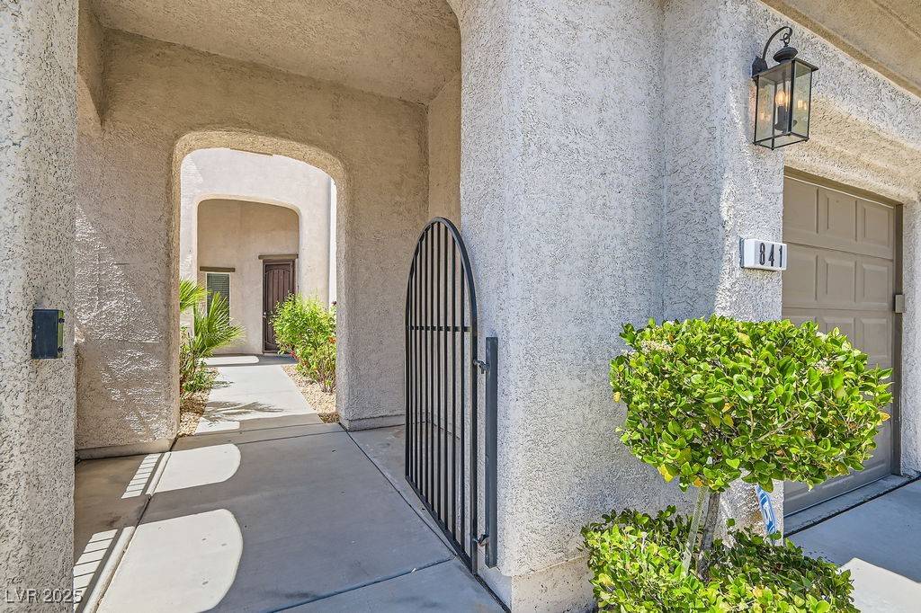 Las Vegas, NV 89138,841 Colina Alta PL