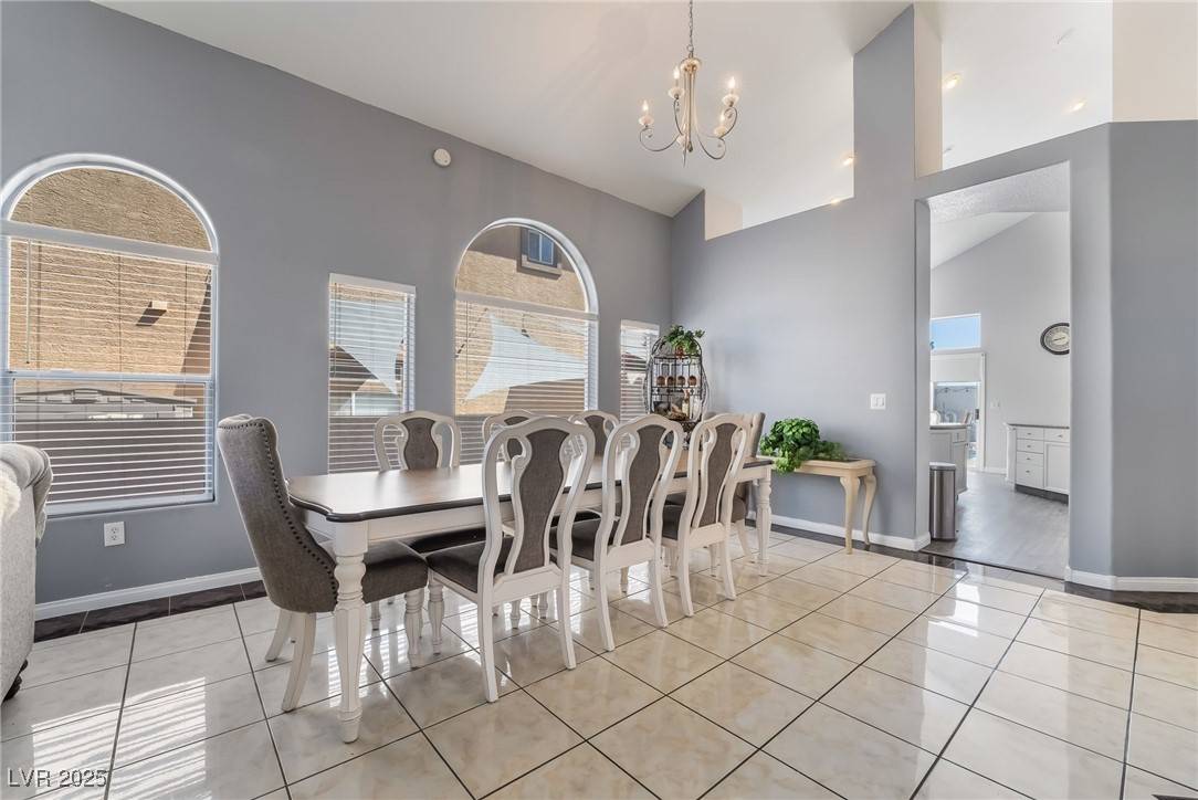 Henderson, NV 89002,752 Descartes AVE