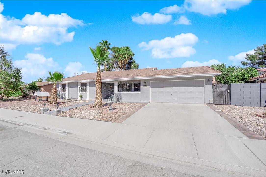 Las Vegas, NV 89120,5162 Somerset DR