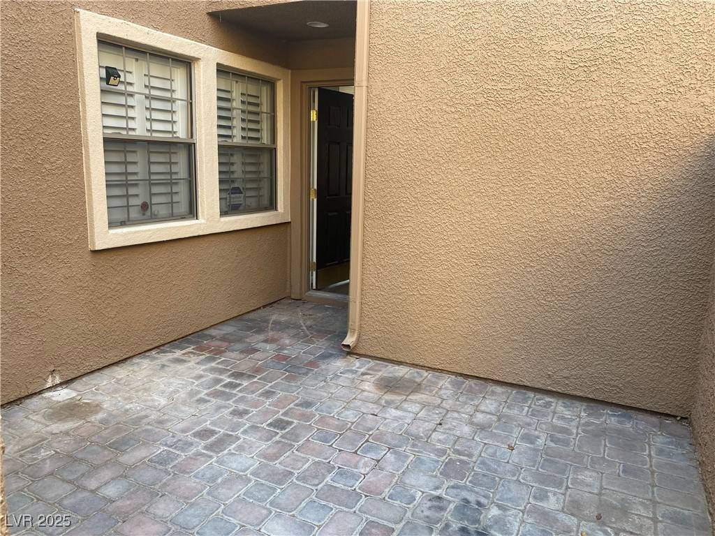 Las Vegas, NV 89149,7255 Diamond Canyon LN #102