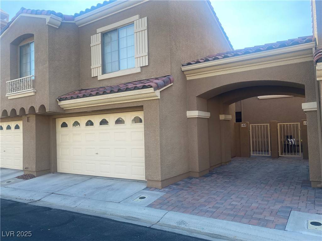 Las Vegas, NV 89149,7255 Diamond Canyon LN #102