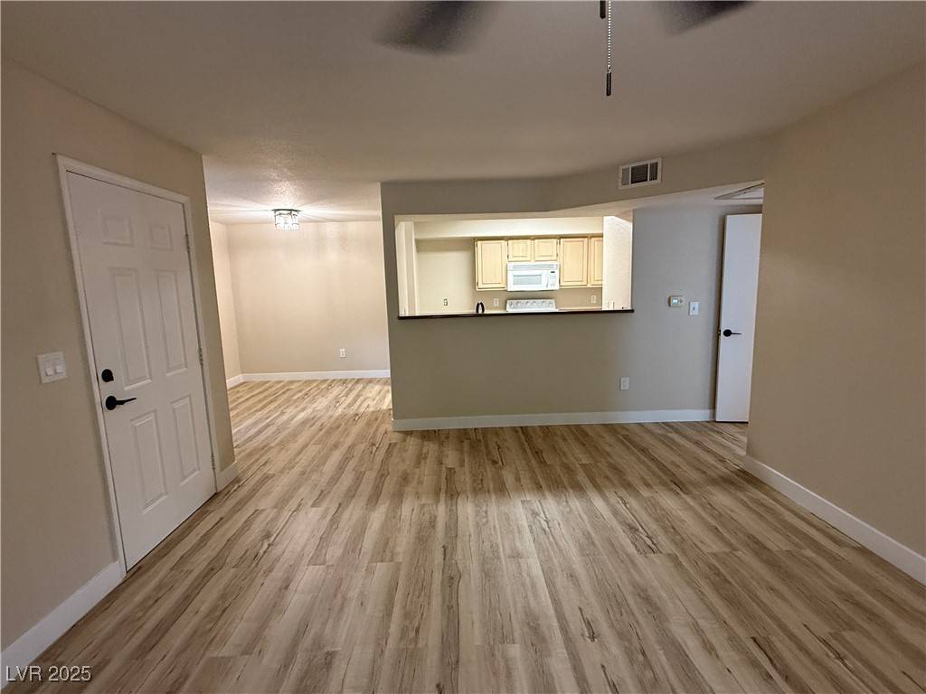Las Vegas, NV 89183,555 E Silverado Ranch BLVD #1034