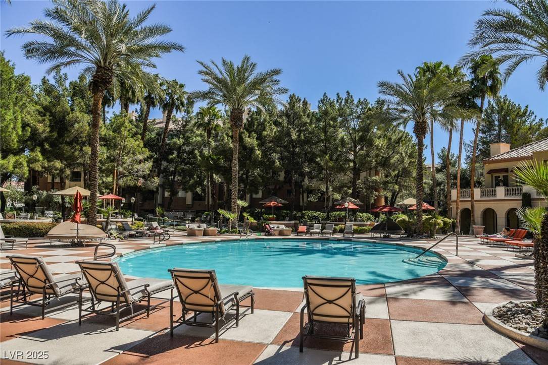 Las Vegas, NV 89169,260 E FLAMINGO RD #334