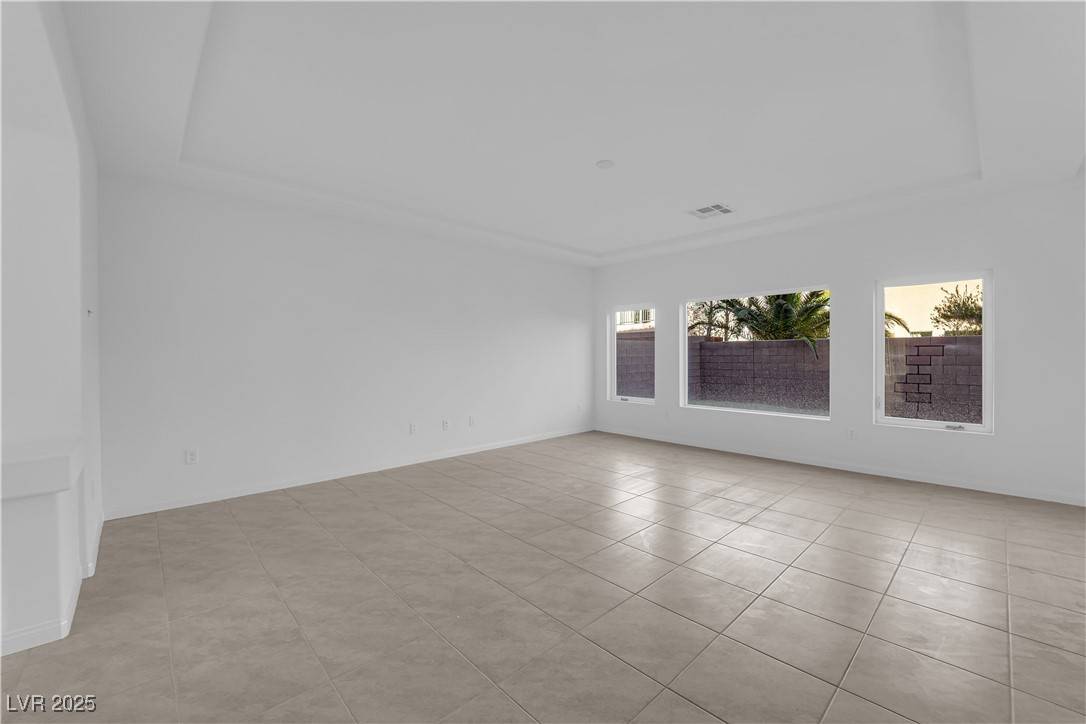 Las Vegas, NV 89118,6142 Kelson Creek CT