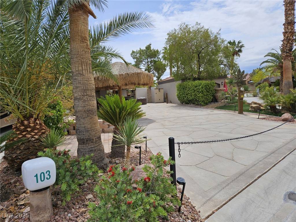 Las Vegas, NV 89139,8175 Arville ST #103