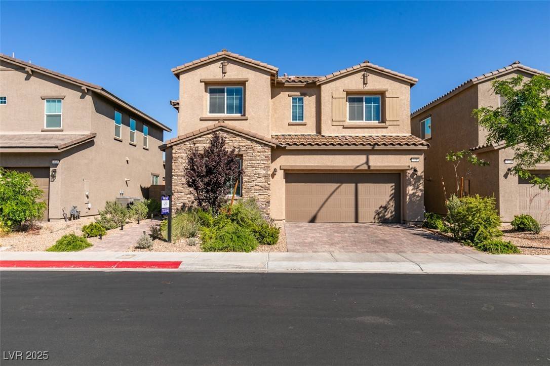 Henderson, NV 89011,528 Sunny Pointe ST