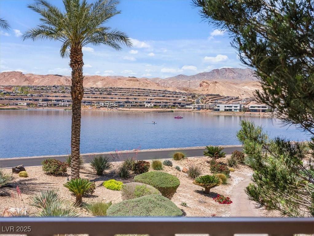 Henderson, NV 89011,20 Via Mantova #208