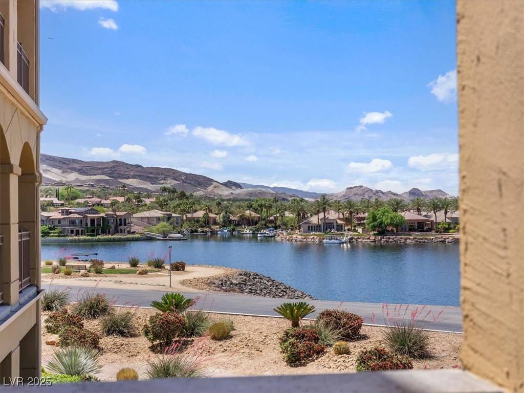 Henderson, NV 89011,20 Via Mantova #208