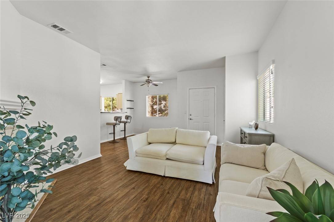 Las Vegas, NV 89118,5250 S Rainbow BLVD #2070
