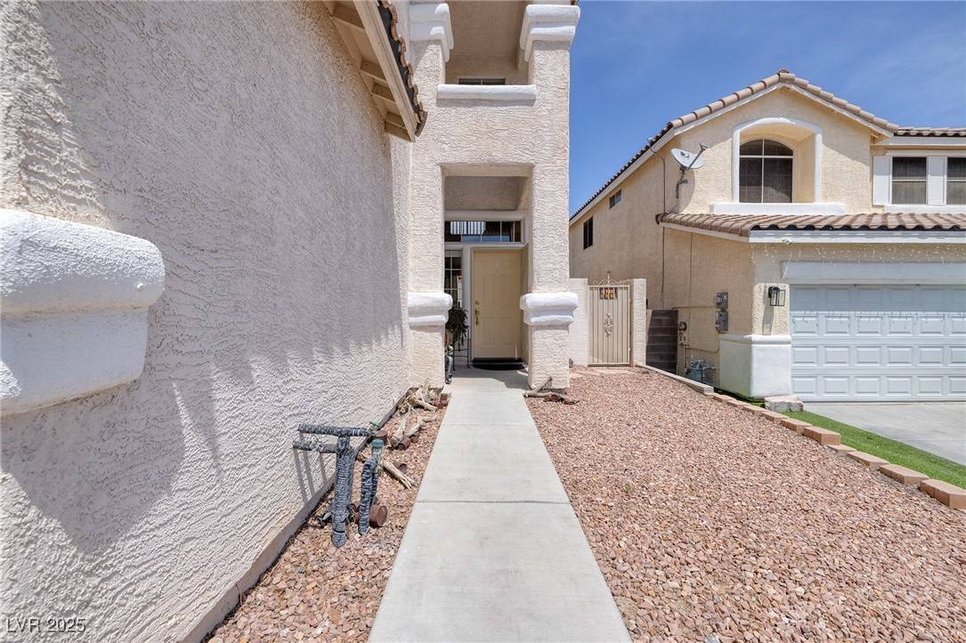 Las Vegas, NV 89129,9516 Belgate CT