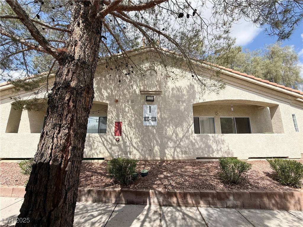 North Las Vegas, NV 89032,1881 W Alexander RD #1035