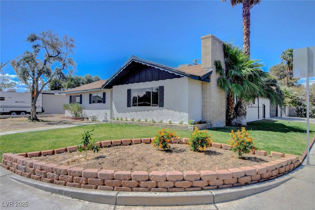Las Vegas, NV 89104,819 Bracken AVE
