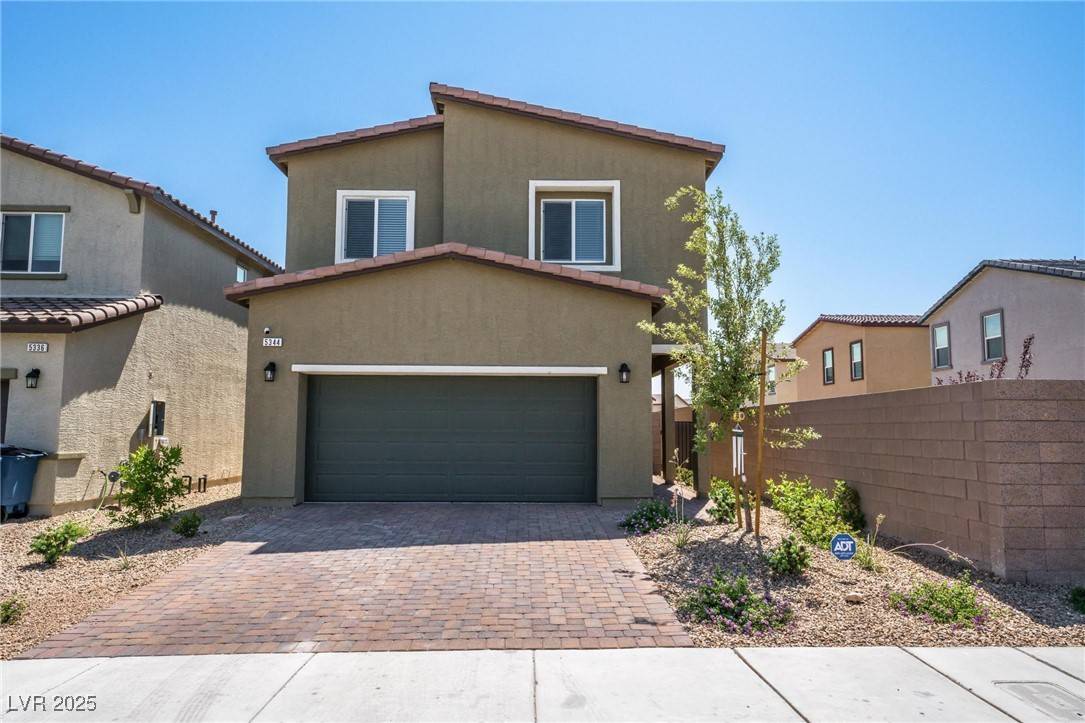 house_img