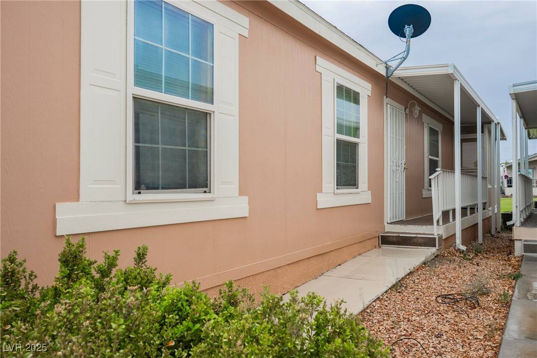 Pahrump, NV 89048,311 Inverness AVE