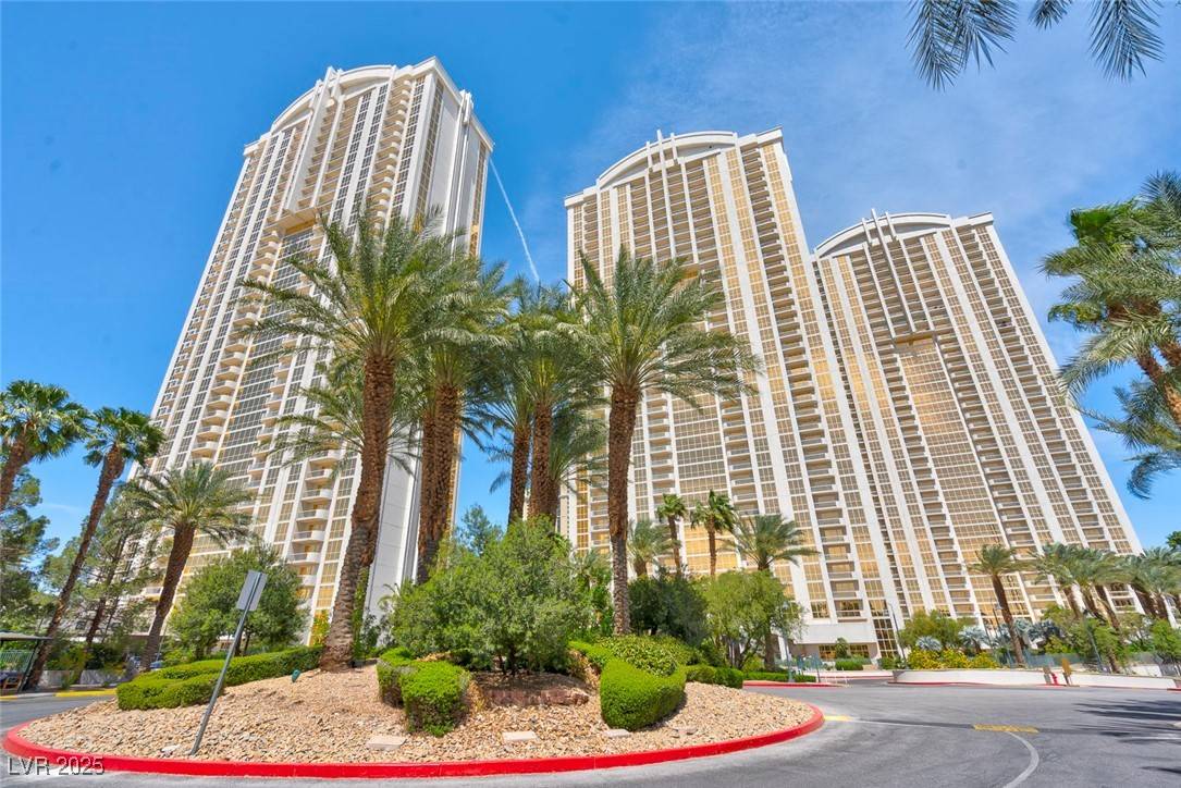 Las Vegas, NV 89109,125 E HARMON AVE #2907