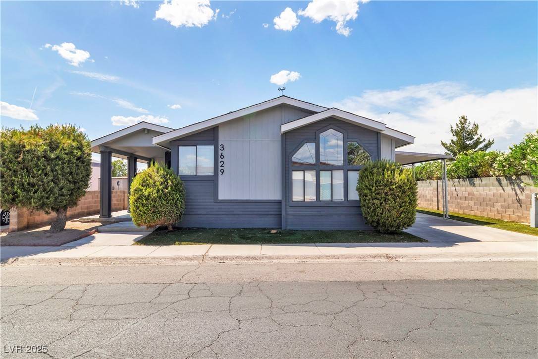 Las Vegas, NV 89122,3629 Haleakala DR
