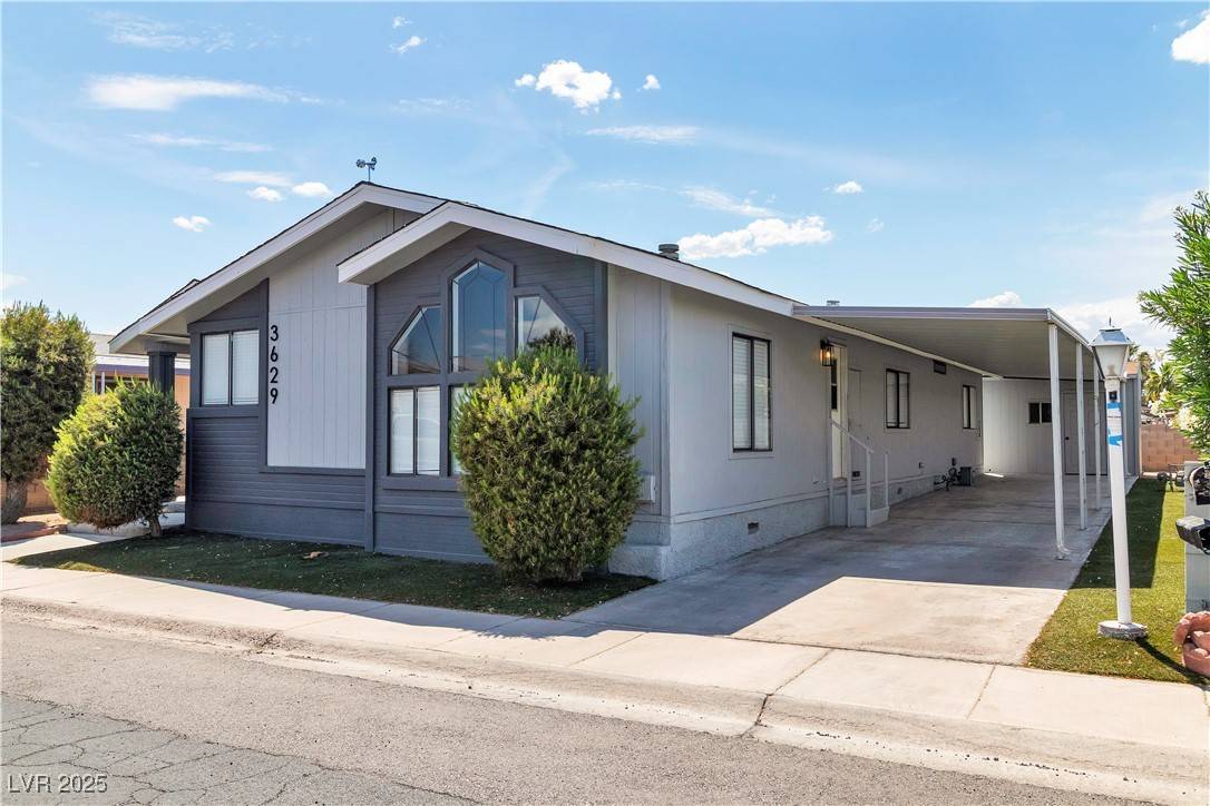 Las Vegas, NV 89122,3629 Haleakala DR