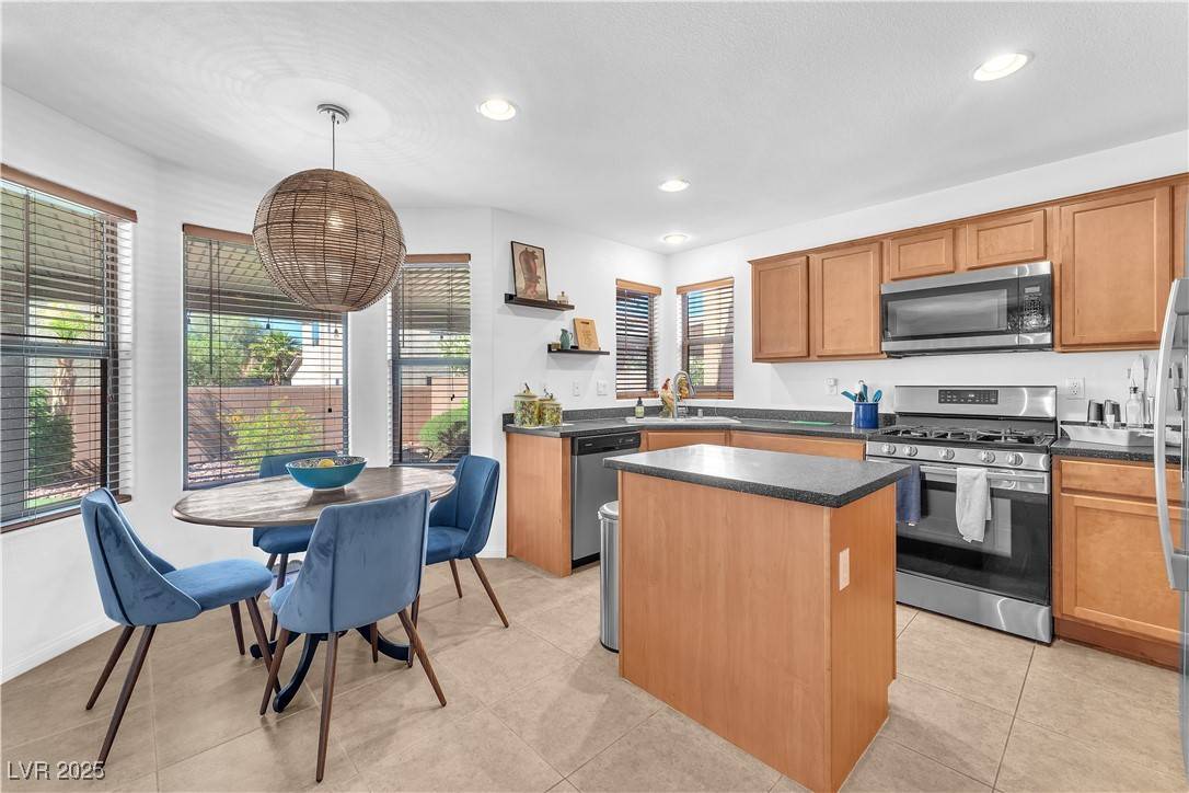 Henderson, NV 89011,756 Arden Valley AVE