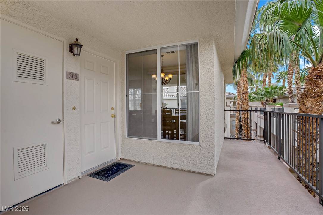 Las Vegas, NV 89113,7119 S Durango DR #303
