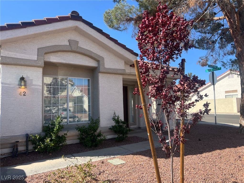 Henderson, NV 89012,42 Durango Station DR