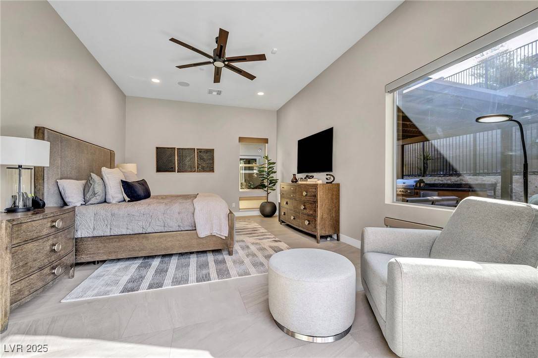 Las Vegas, NV 89138,819 Bolide ST