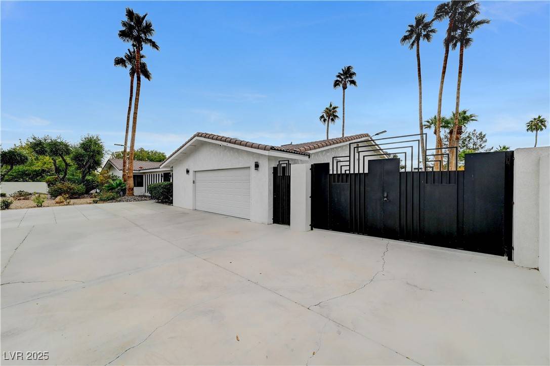 Las Vegas, NV 89146,3175 S Torrey Pines DR