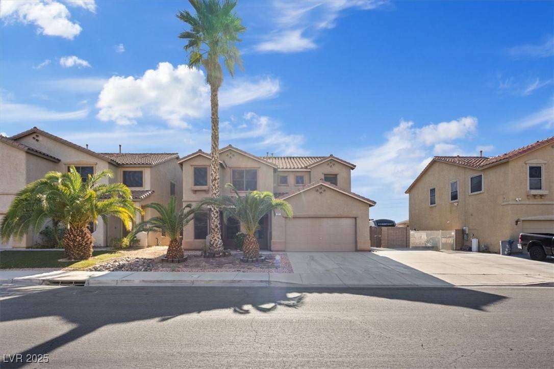 Henderson, NV 89015,227 Palmarosa ST