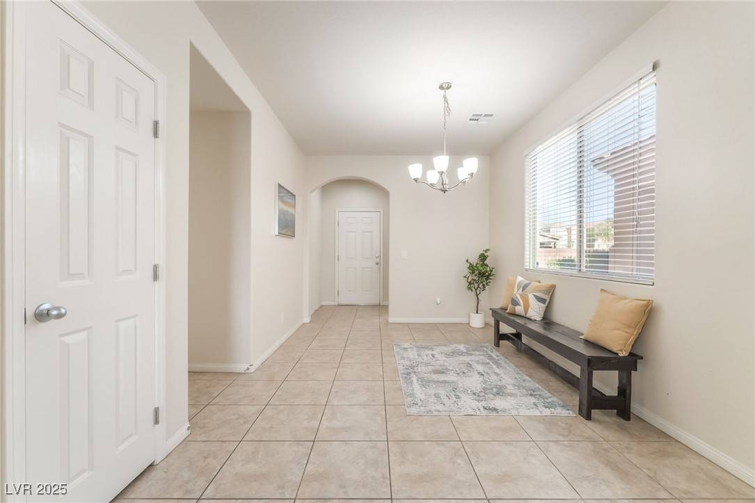 Las Vegas, NV 89148,6412 Dimatteo ST