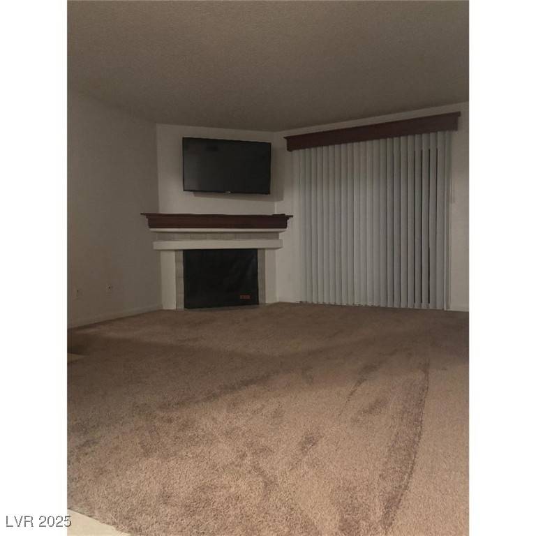Las Vegas, NV 89107,220 Mission Newport LN #201
