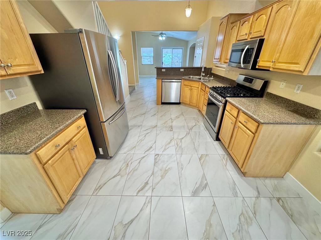 Las Vegas, NV 89149,7641 Breed Hill ST