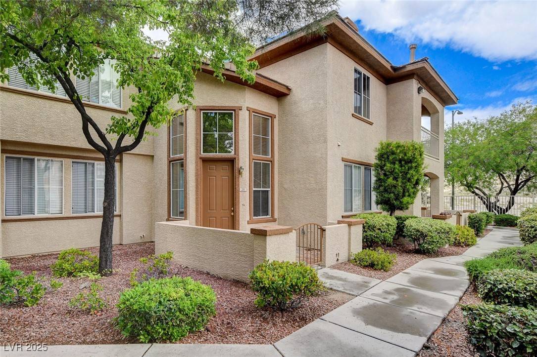 Las Vegas, NV 89129,10180 Deerfield Beach AVE #201