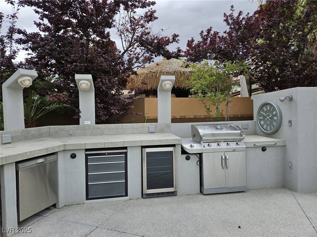 Las Vegas, NV 89139,8175 Arville ST #352