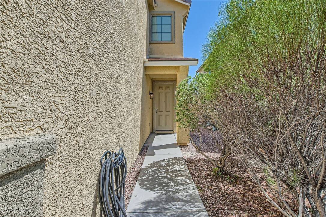 Las Vegas, NV 89143,8469 Cheerful Brook AVE