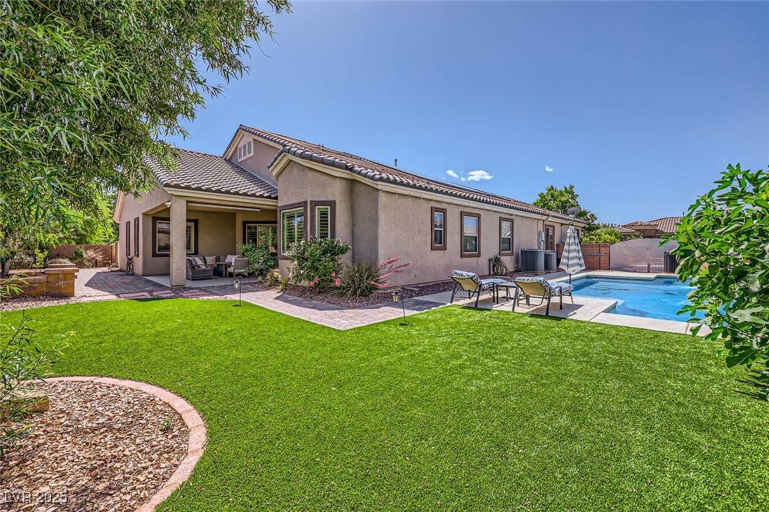 Las Vegas, NV 89129,7418 Lawrence Powers CT