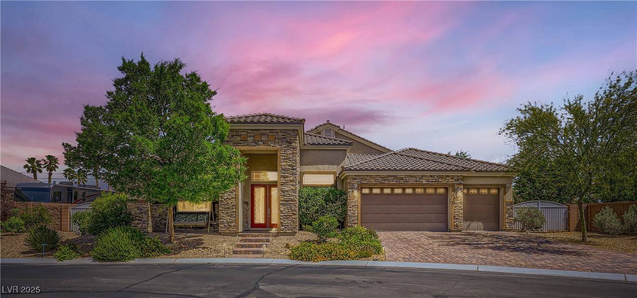 Las Vegas, NV 89129,7418 Lawrence Powers CT
