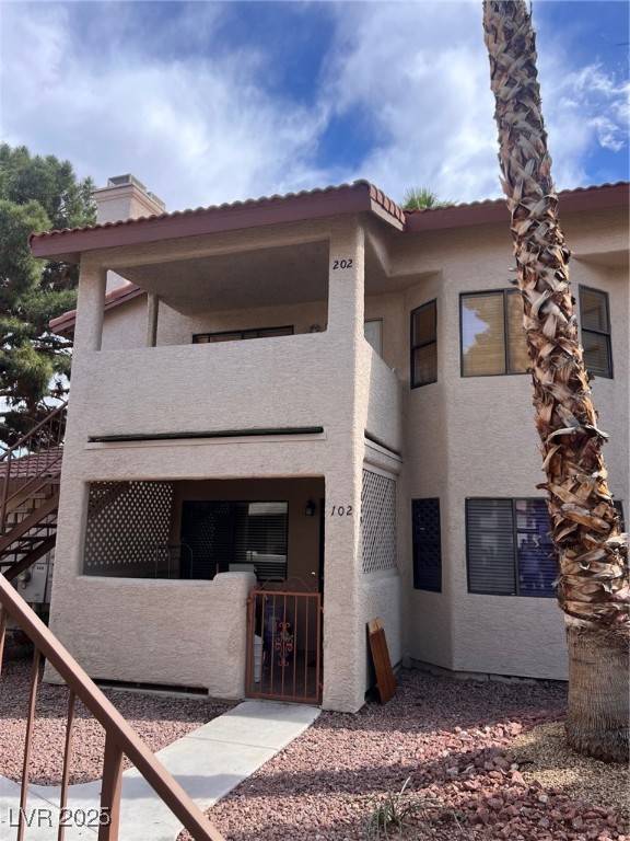 Las Vegas, NV 89128,809 Rock Springs DR #202