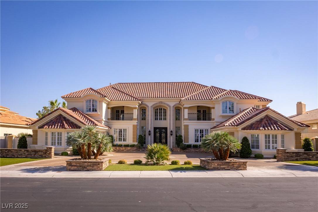 Las Vegas, NV 89113,35 Ventana Canyon DR