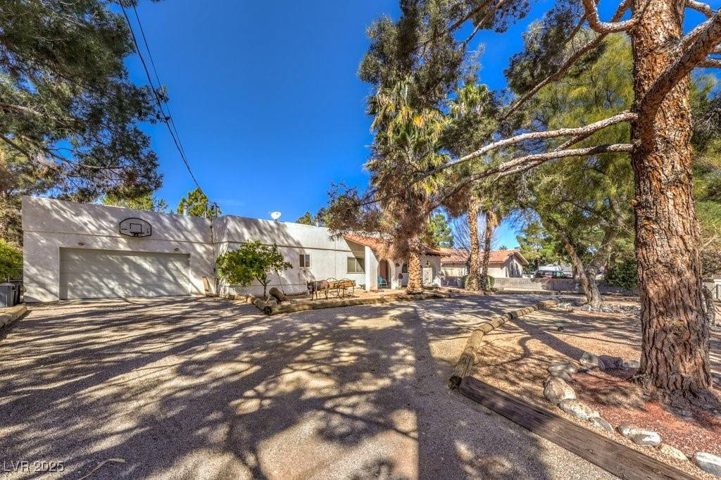 Las Vegas, NV 89130,5715 Gilbert LN